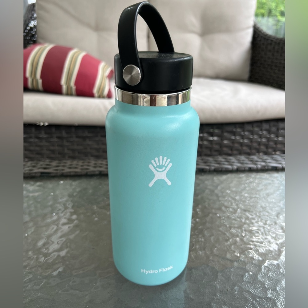 Blue Hydroflask 32oz